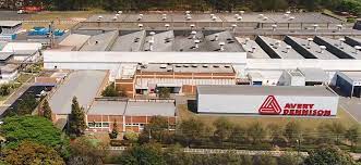 Avery Dennison inaugura primeira fábrica de etiquetas inteligentes no Brasil