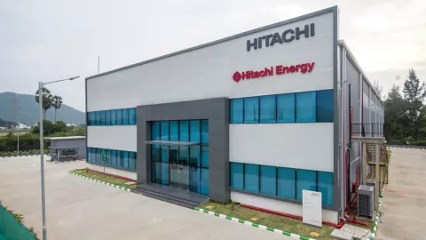 Hitachi Energy lança solução OceaniQ™ ao mercado offshore