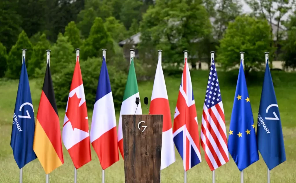 Índia e China podem frustrar plano do G7 contra petróleo russo, diz FT