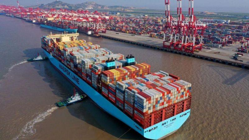 Como ataques a navios no Mar Vermelho podem afetar seu bolso...