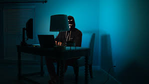 Criminosos se inspiram no e-commerce e usam dark web para se profissionalizar