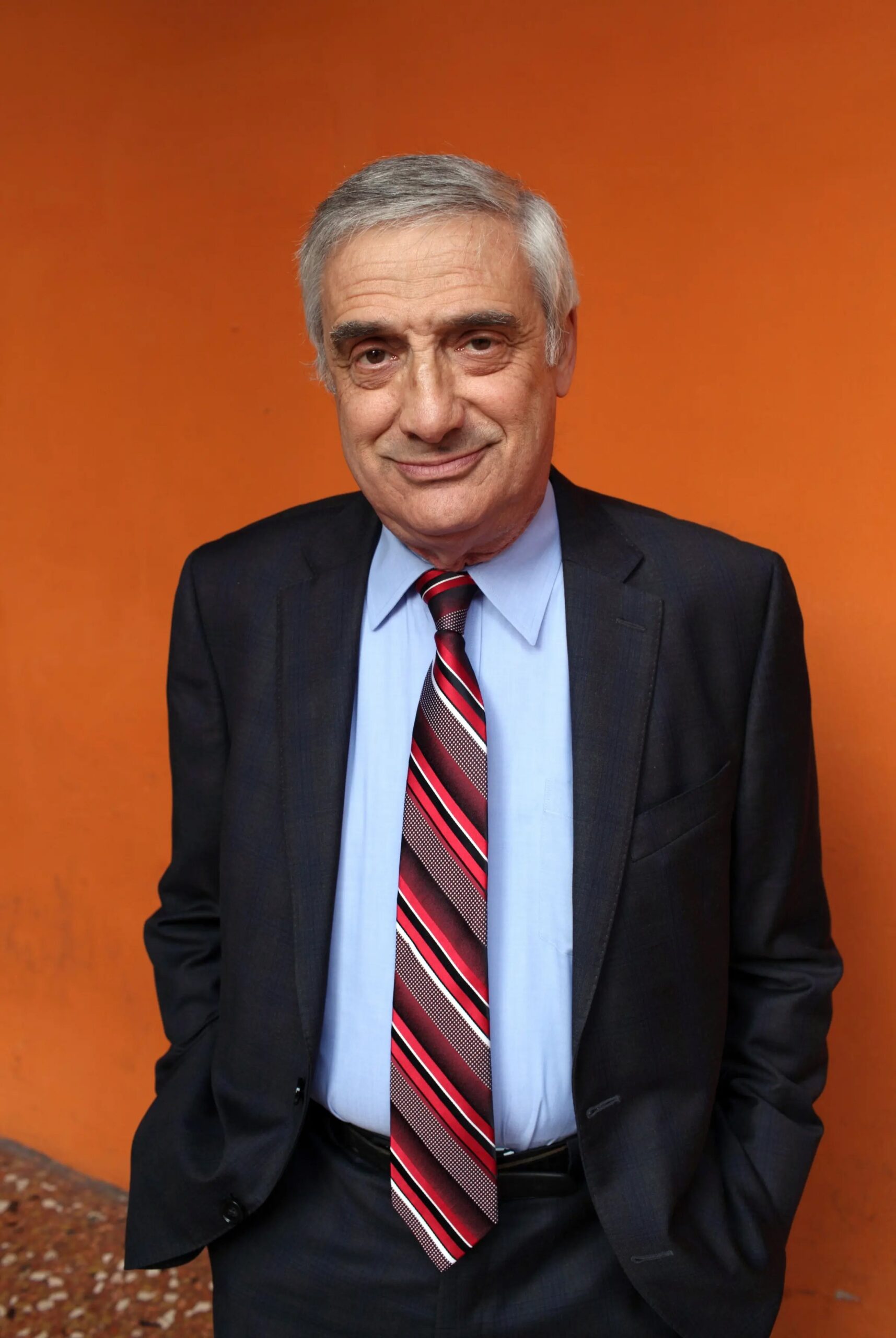 "A ideia de que a IA de alguma forma vai controlar a humanidade é uma bobagem distópica", diz prêmio Nobel da Economia